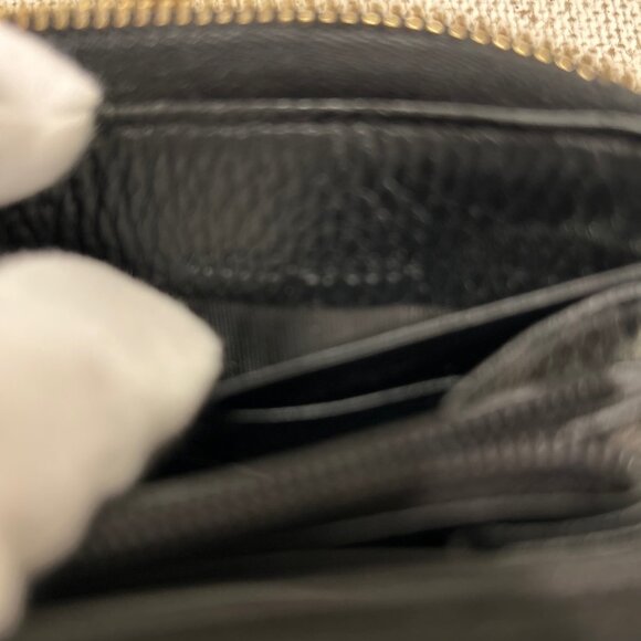 Authentic GUCCI GG Logo Bifold Zip Around Long Leather Wallet w/Gold Hardware - Picture 10 of 11